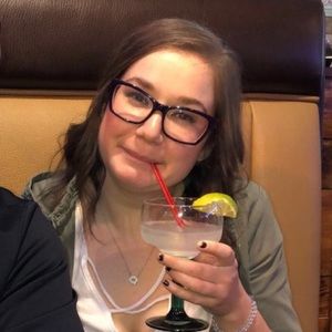 Meet your Posher, Peyton